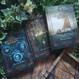 Read more about the article Groźna grota / Przedostatnia pułapka / Koniec końców Lemony Snicket