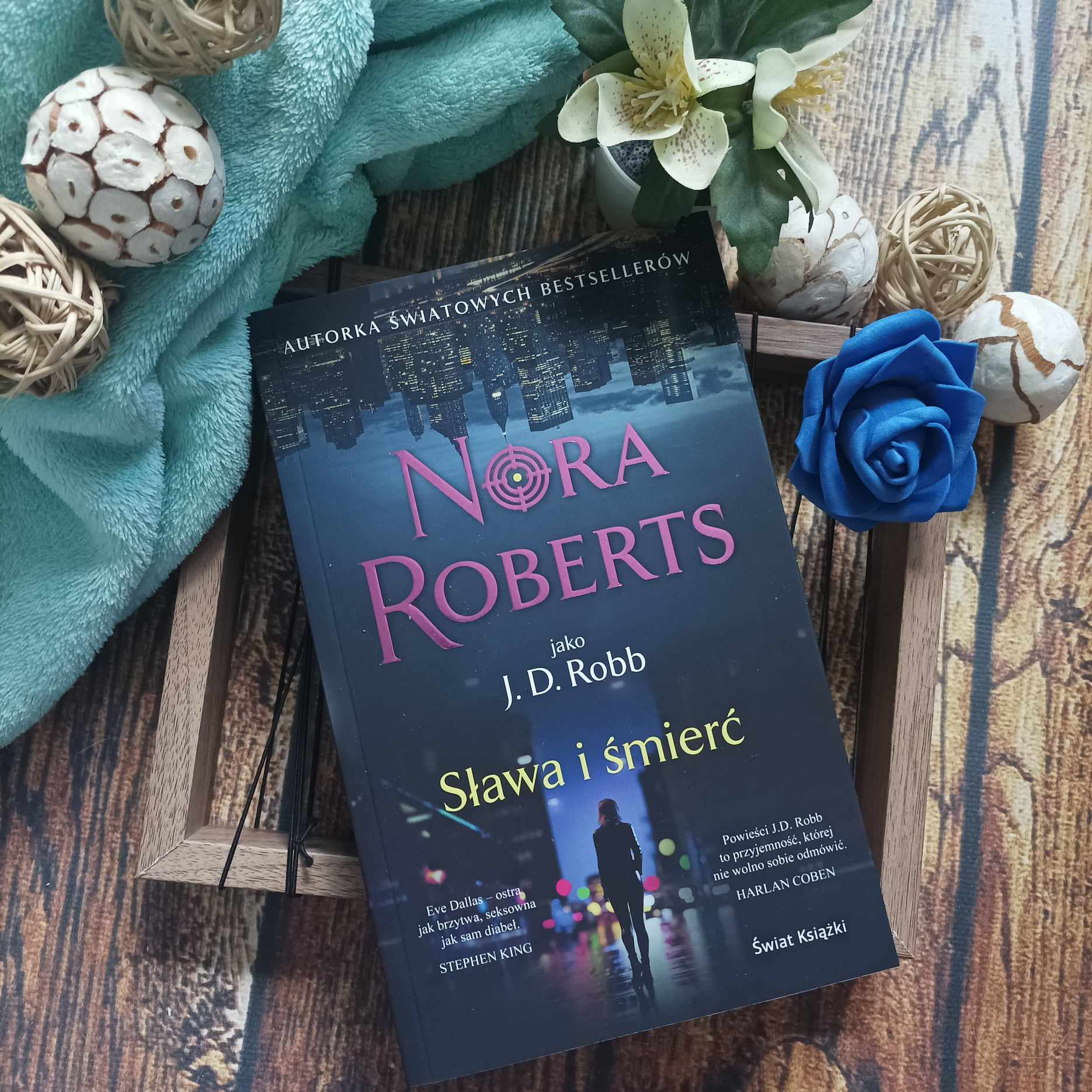 You are currently viewing Sława i śmierć  J.D. Robb (Nora Roberts)